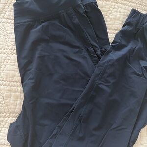 lululemon Adapted State jogger size 8, navy